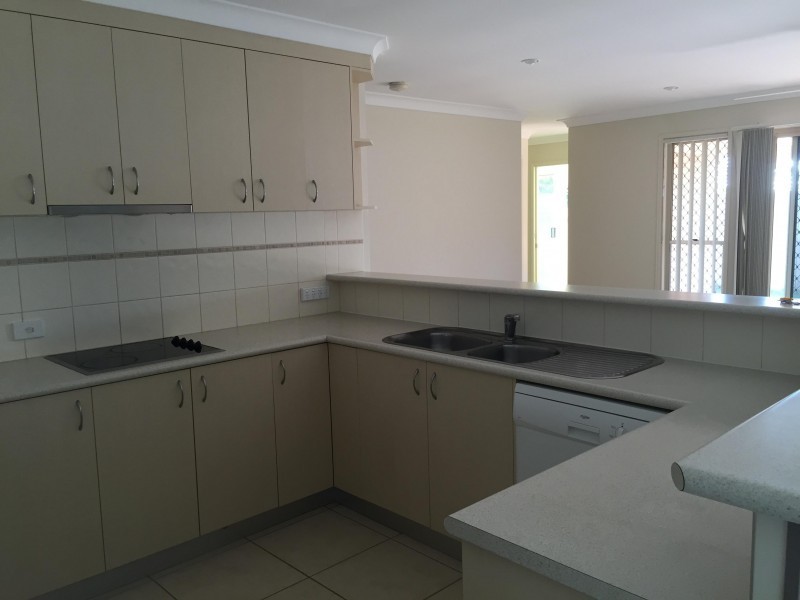 2 Kelsall Close, Victoria Point QLD 4165
