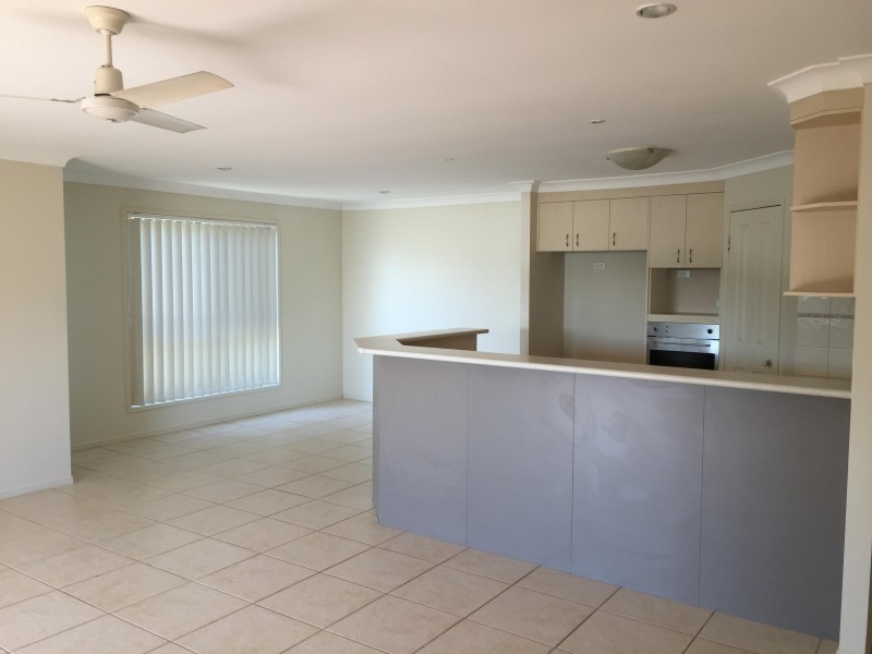 2 Kelsall Close, Victoria Point QLD 4165