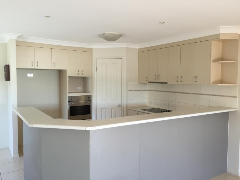 2 Kelsall Close, Victoria Point QLD 4165