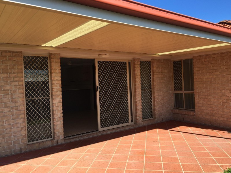 2 Kelsall Close, Victoria Point QLD 4165