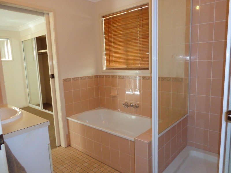 689 Main Road, Wellington Point QLD 4160