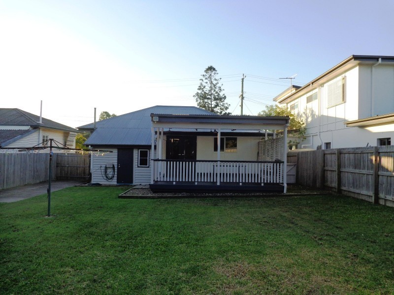 19 Grenade Street, Cannon Hill QLD 4170