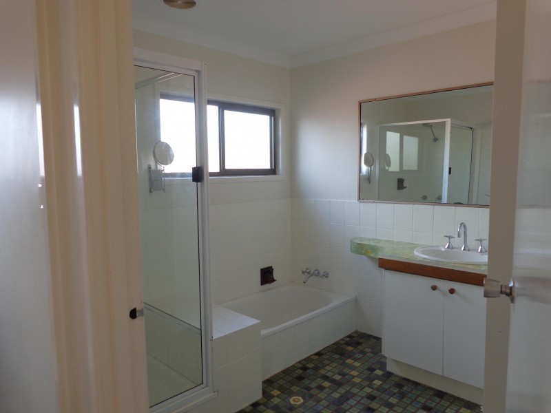 36 Mill Street, Redland Bay QLD 4165