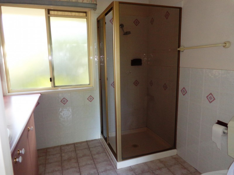 8 Merion Place, Carindale QLD 4152