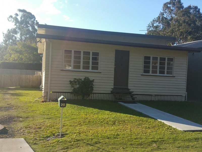 20 Beatty Road, Thorneside QLD 4158