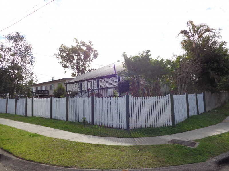 26 Clare Road, Kingston QLD 4114