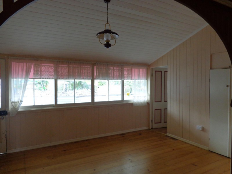 26 Clare Road, Kingston QLD 4114