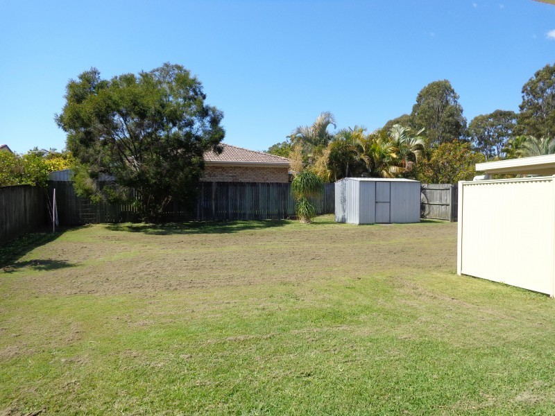 24 Fuchsia Close, Birkdale QLD 4159