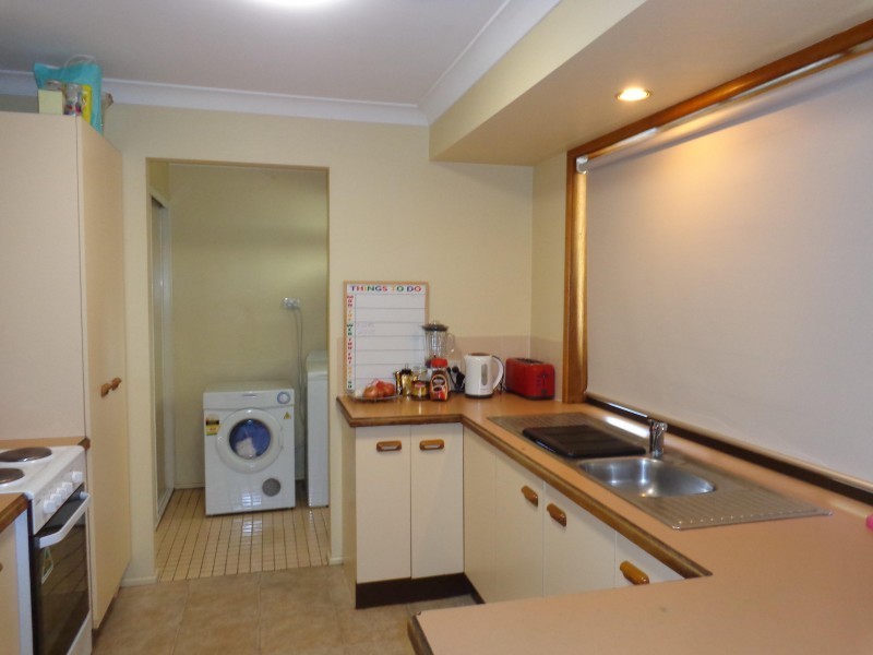 24 Fuchsia Close, Birkdale QLD 4159