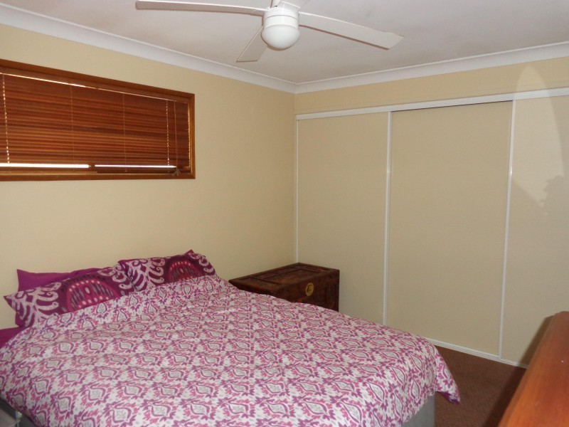 24 Fuchsia Close, Birkdale QLD 4159