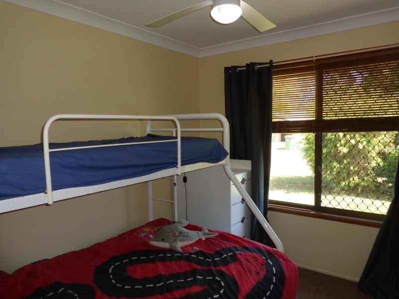 24 Fuchsia Close, Birkdale QLD 4159