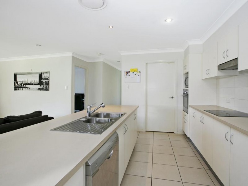 5 Shearwater Street, Cleveland QLD 4163