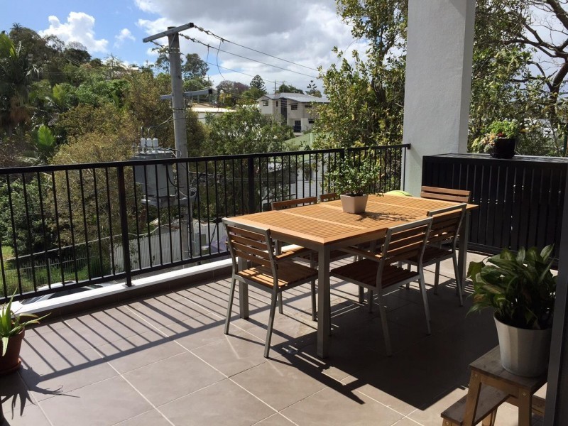 4/17 Burnley Street, Newmarket QLD 4051