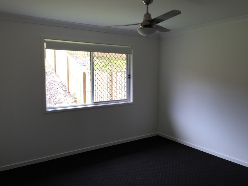 1/4 Tian Crescent, Upper Coomera QLD 4209