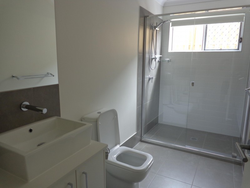 1/4 Tian Crescent, Upper Coomera QLD 4209