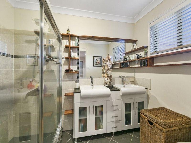 11 Morris Circuit, Thornlands QLD 4164