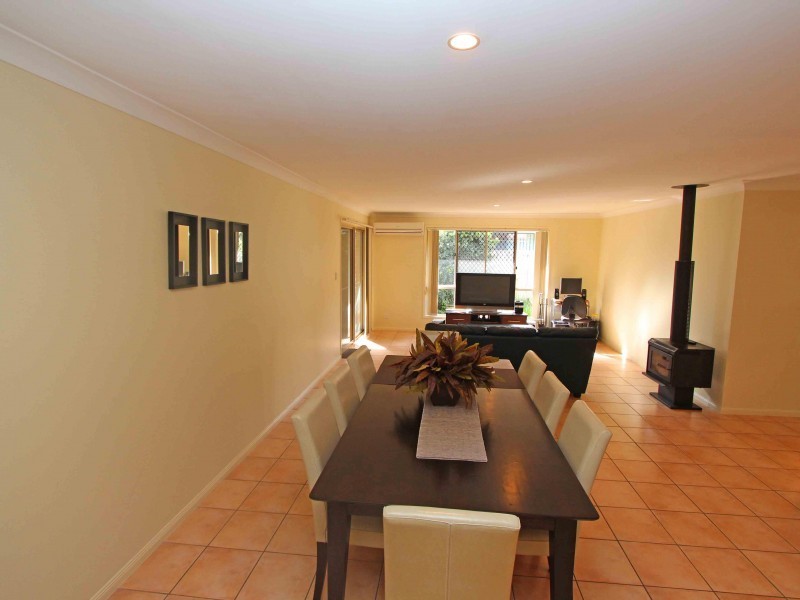 9 Burkett Crescent, Victoria Point QLD 4165