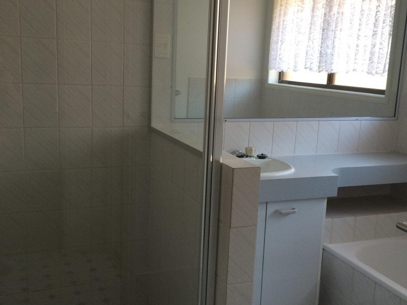 9 Duck Street, Birkdale QLD 4159