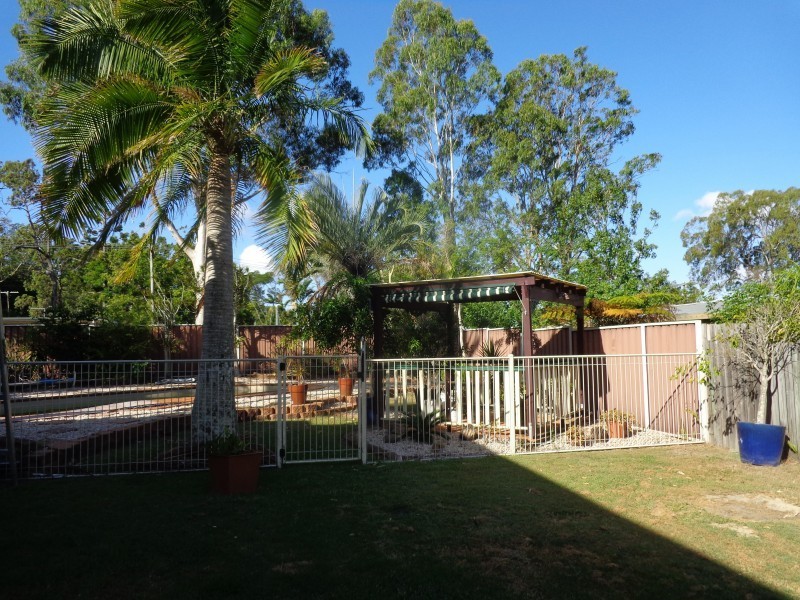 22 Vine Street, Redland Bay QLD 4165