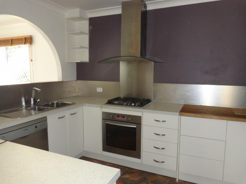 22 Vine Street, Redland Bay QLD 4165