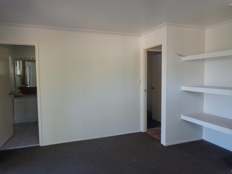 22 Vine Street, Redland Bay QLD 4165