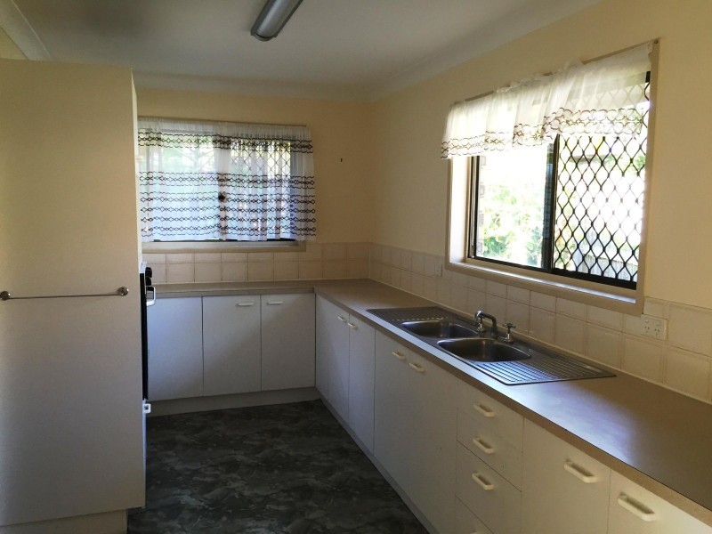 1 Leyton Street, Birkdale QLD 4159