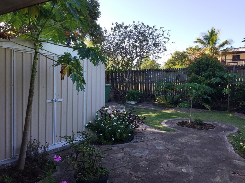 1 Leyton Street, Birkdale QLD 4159