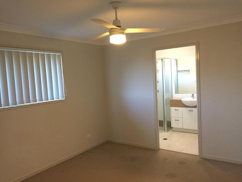 4/7 Wattle Street, Victoria Point QLD 4165