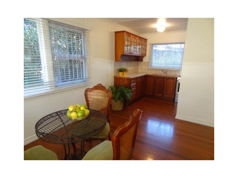 15 Killarney Avenue, Manly West QLD 4179