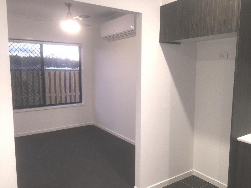 1/12 Christie Crescent, Bellbird Park QLD 4300