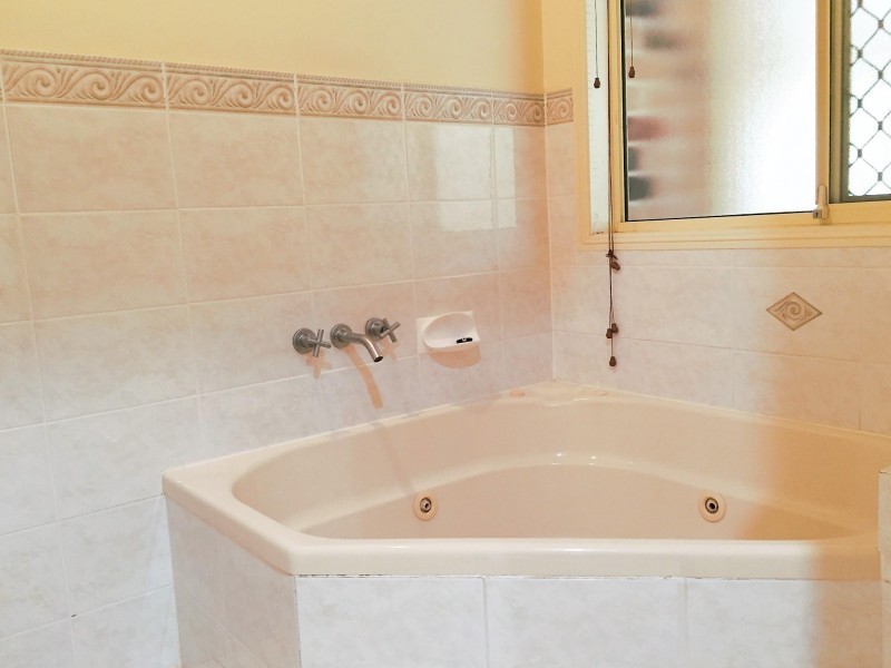 6 Romney Close, Birkdale QLD 4159