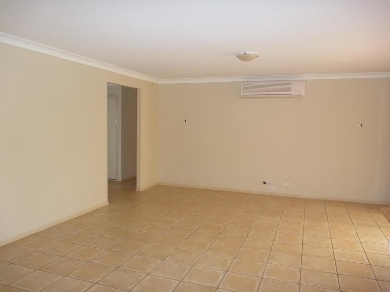 10 Seaholly Crescent, Victoria Point QLD 4165