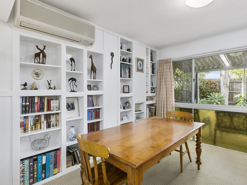 9 Cumberland Drive, Alexandra Hills QLD 4161
