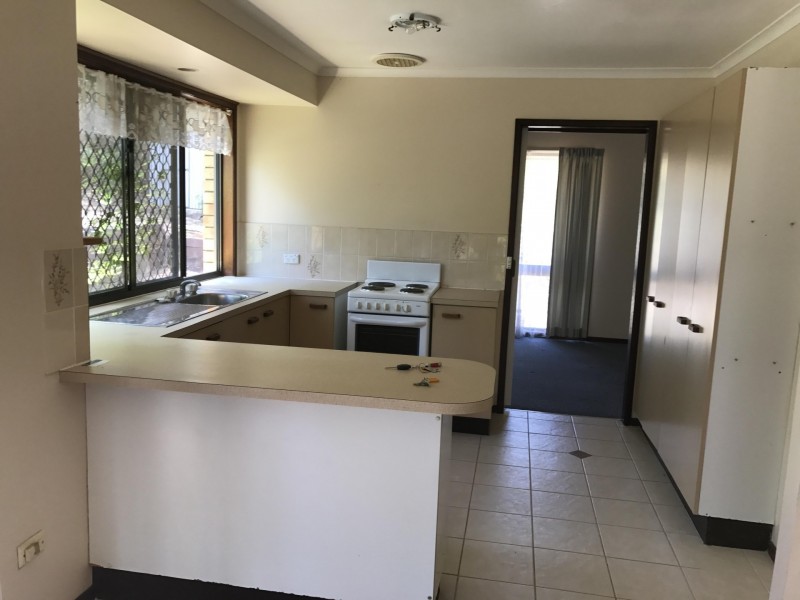 19 Wimbourne Road, Alexandra Hills QLD 4161