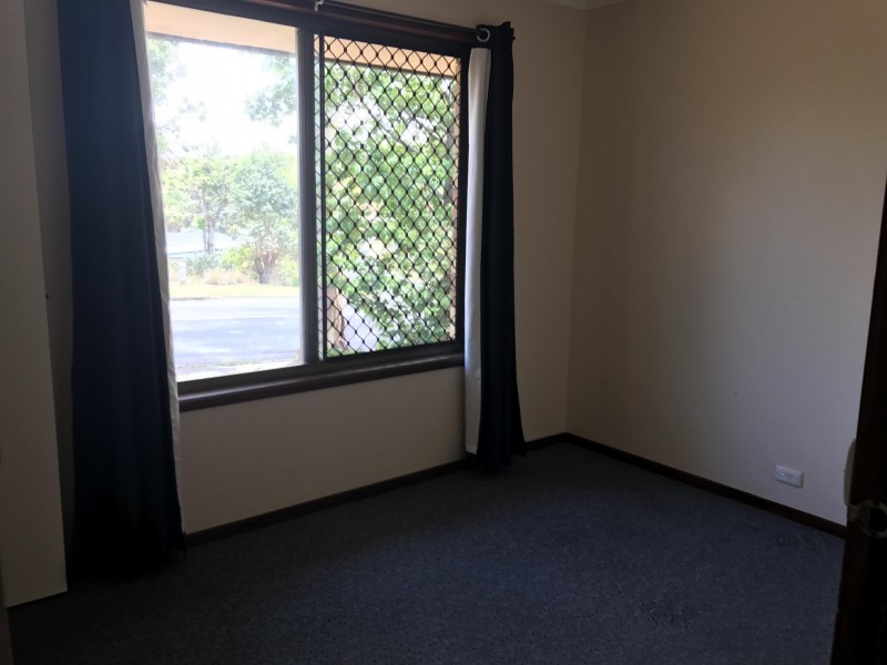 19 Wimbourne Road, Alexandra Hills QLD 4161