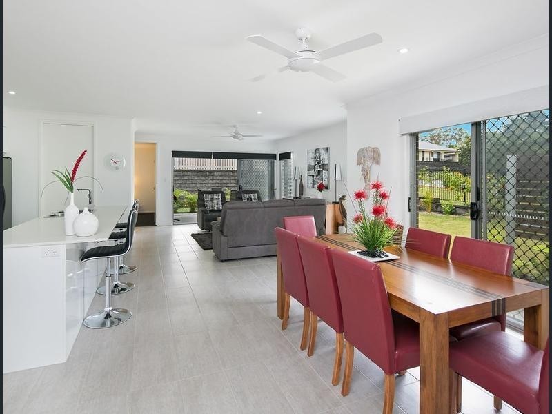 11 Springbrook Drive, Capalaba QLD 4157
