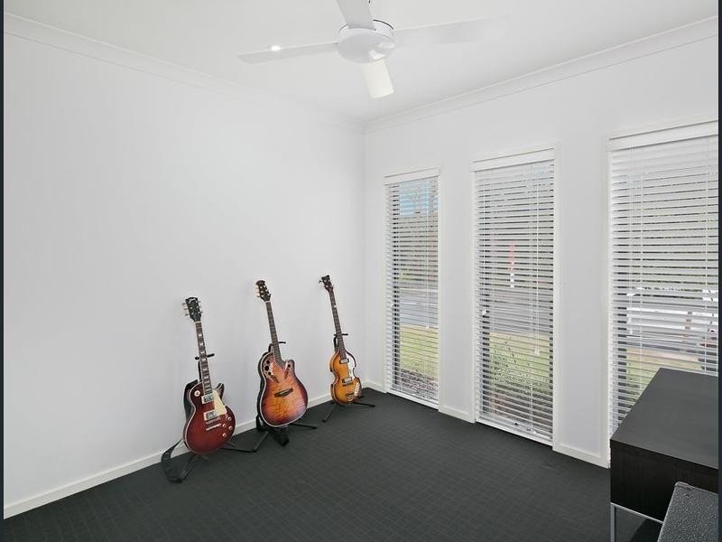 11 Springbrook Drive, Capalaba QLD 4157