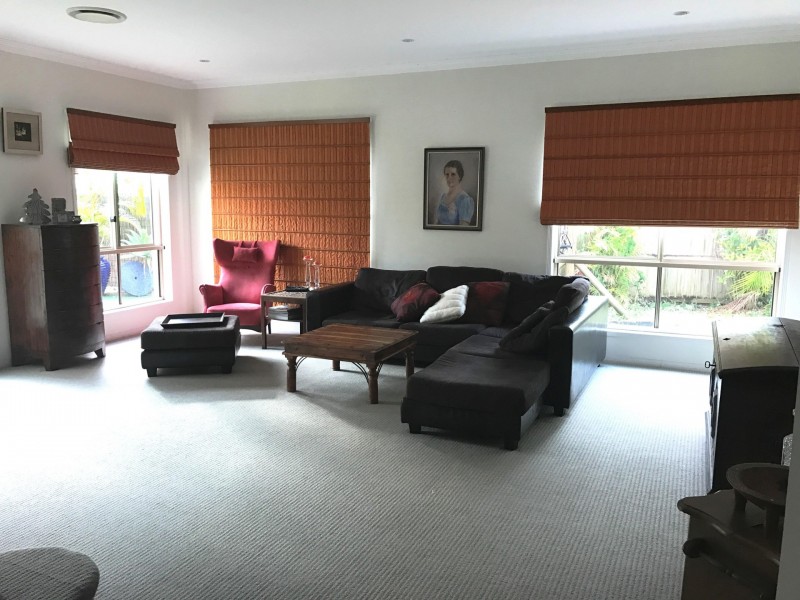 15 Willard Close, Birkdale QLD 4159