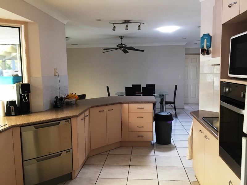 37 Gundagai Drive, Capalaba QLD 4157