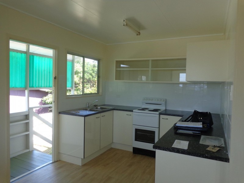 16 Guy Crescent, Dunwich QLD 4183