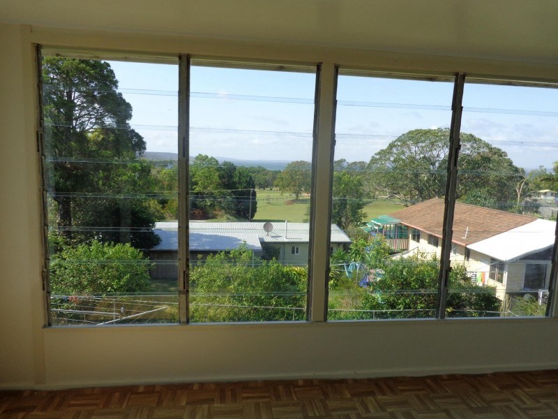 16 Guy Crescent, Dunwich QLD 4183