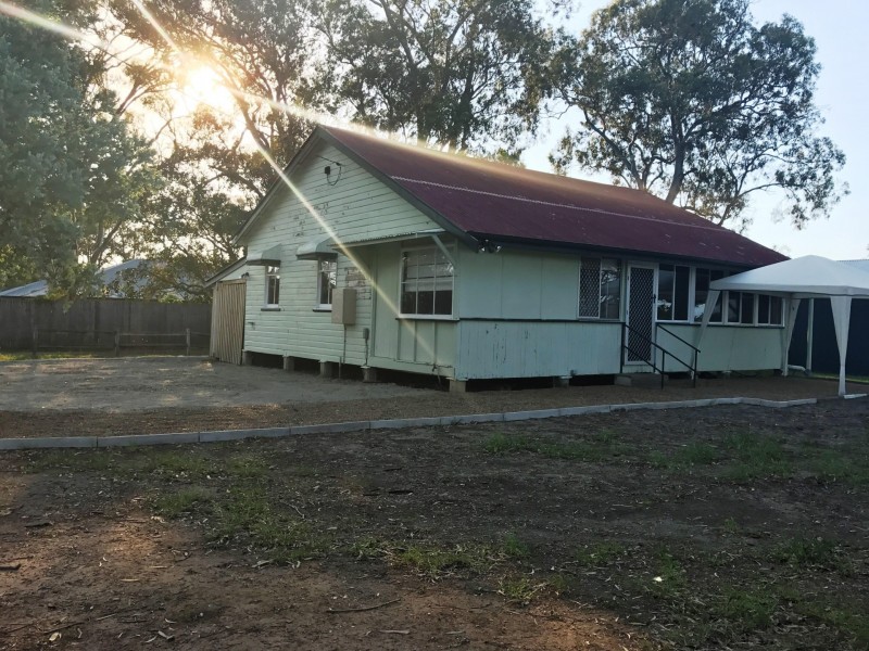 10 Fisher Road, Thorneside QLD 4158