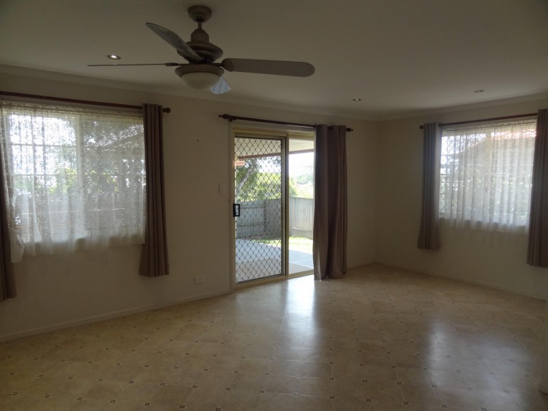 1/11-15  Myra Street, Birkdale QLD 4159