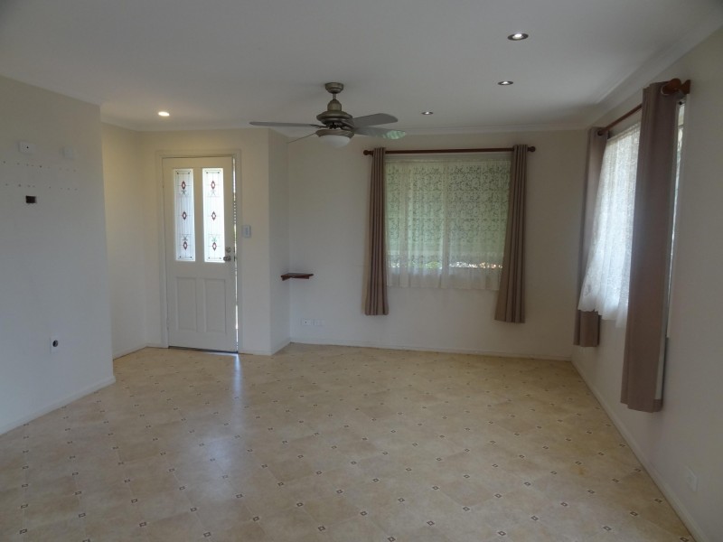 1/11-15  Myra Street, Birkdale QLD 4159