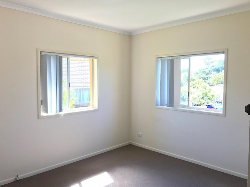 13 Captain Street, Holland Park QLD 4121