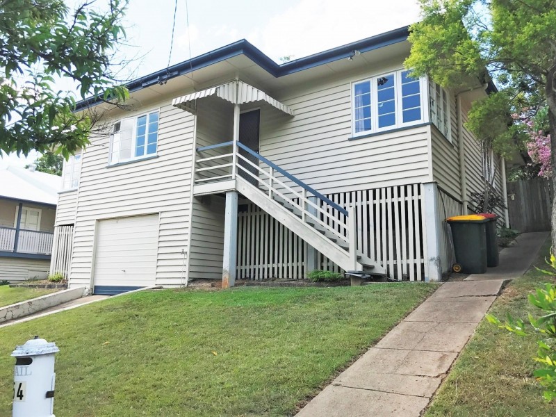 54 Coonara Street, Holland Park QLD 4121