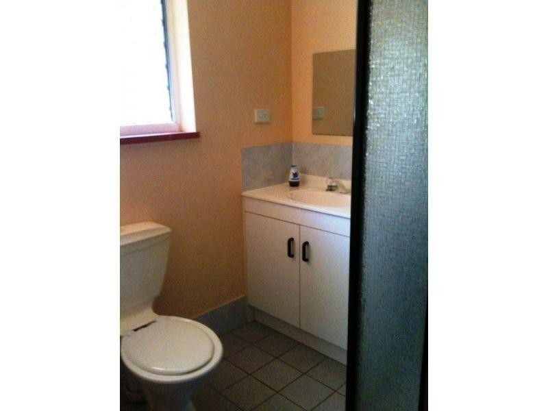 16 Donnelly Drive, Kallangur QLD 4503