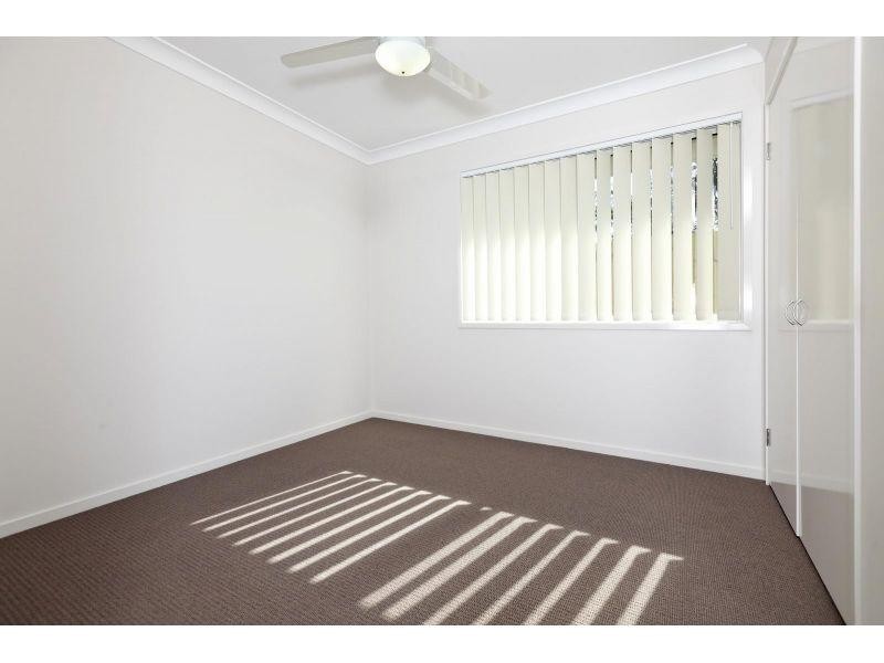 8 Patterson Street, Wynnum QLD 4178