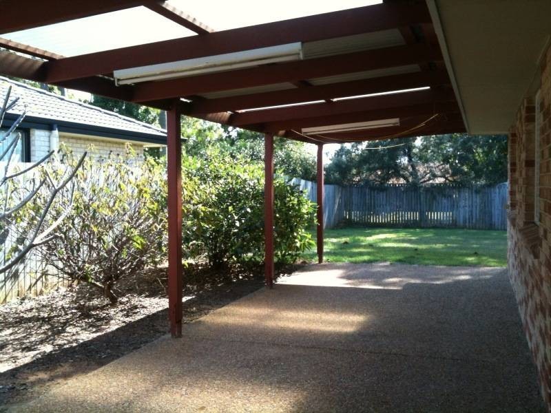 27 Spring Road, Kallangur QLD 4503