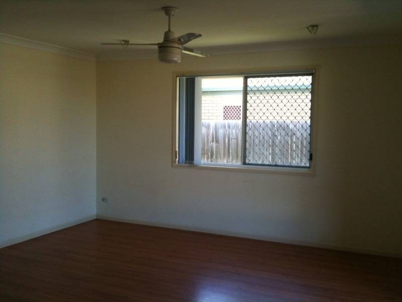 27 Spring Road, Kallangur QLD 4503